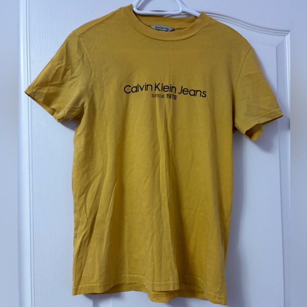 Calvin Klein T Shirt Size S